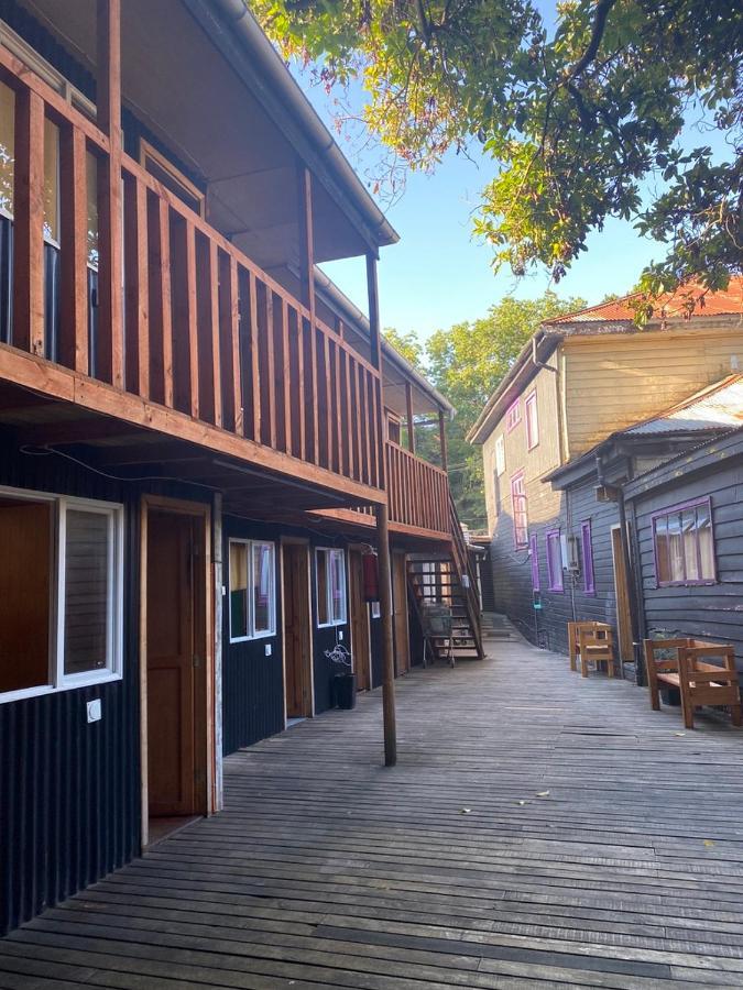 Hostal Пуерто Монт Екстериор снимка